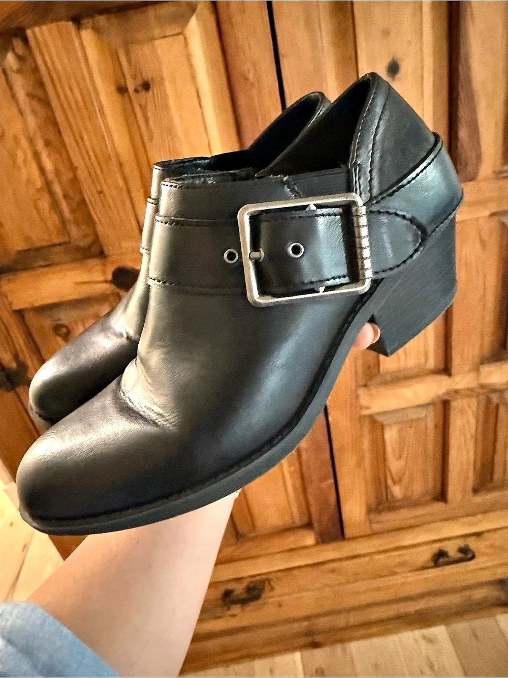Frye & Co - Picture 3 of 5